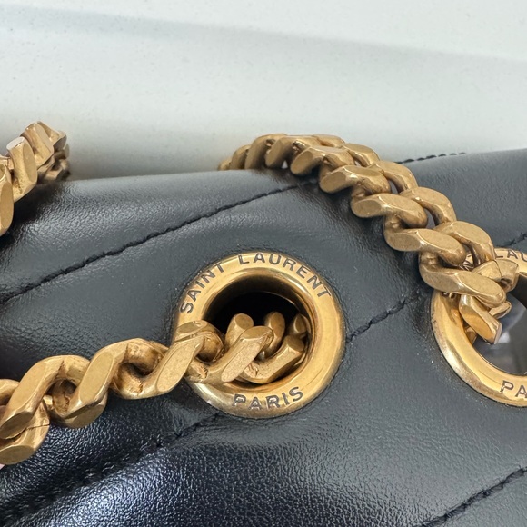 SAINT LAURENT LOULOU MATELASSE MEDIUM  QUILTED LEATHER SHOULDER BAG - Picture 14 of 16